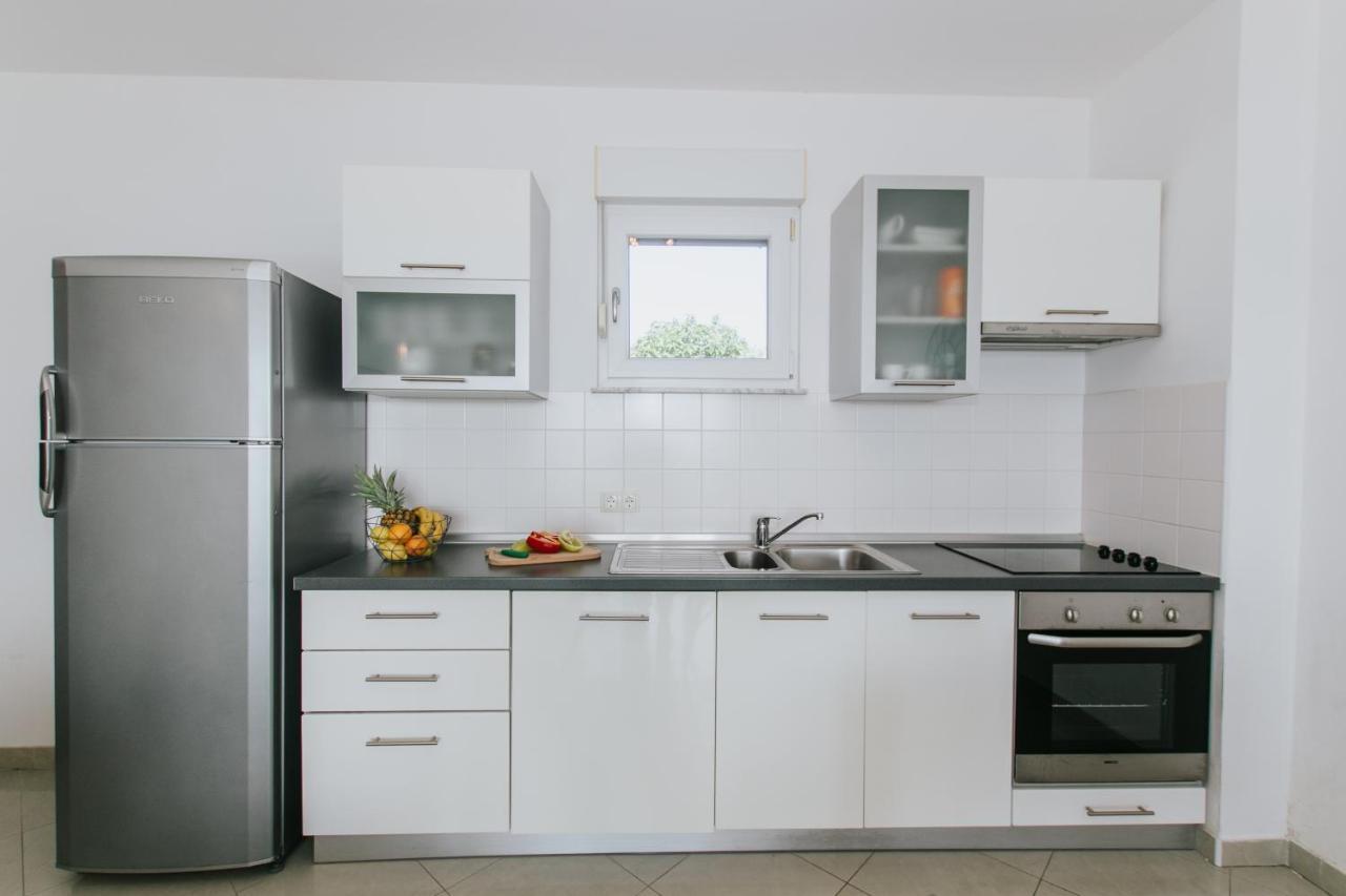 דירות טרוגיר Apartman Sunny מראה חיצוני תמונה