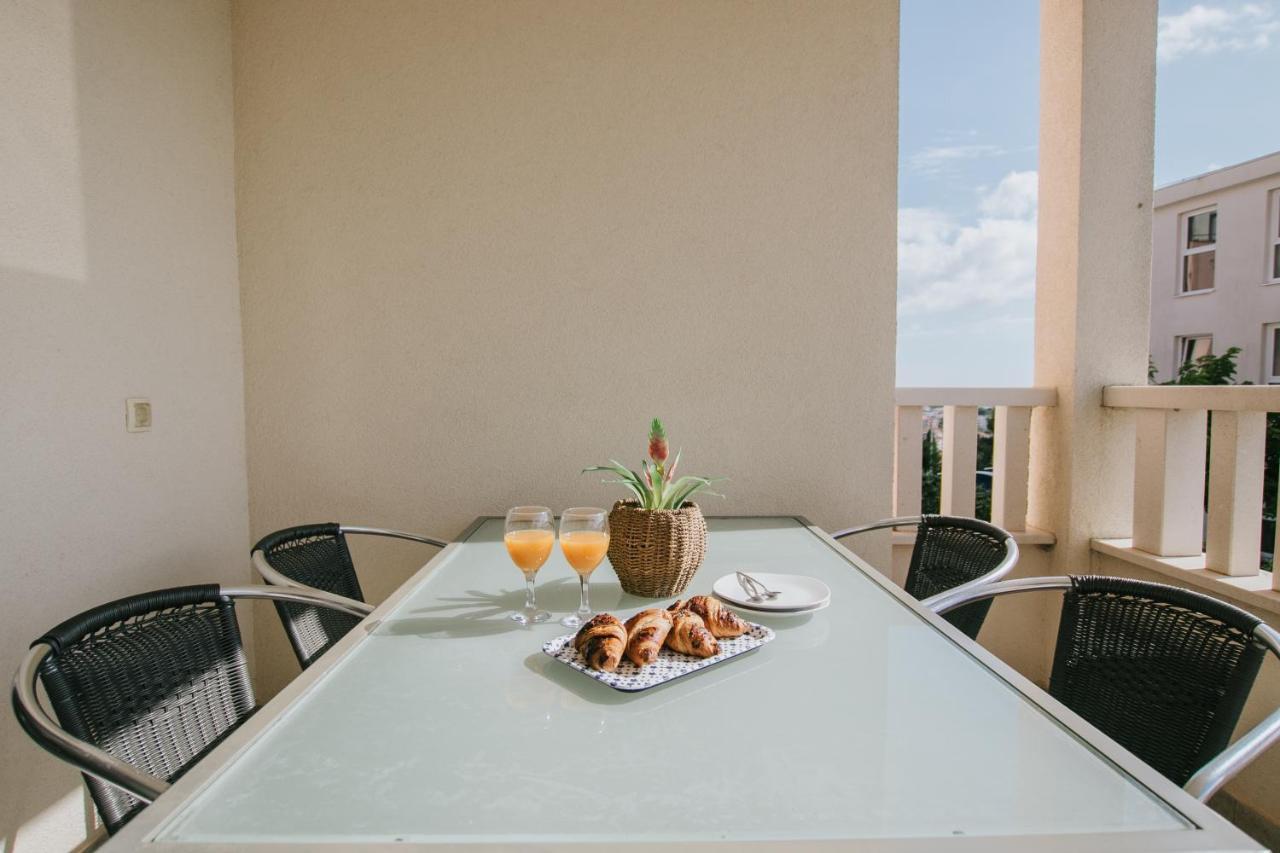 דירות טרוגיר Apartman Sunny מראה חיצוני תמונה
